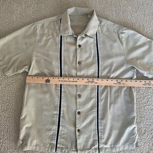 Caribbean Joe Button Up Shirt Men’s L Beige Short Sleeve Casual Camp Hawaiian